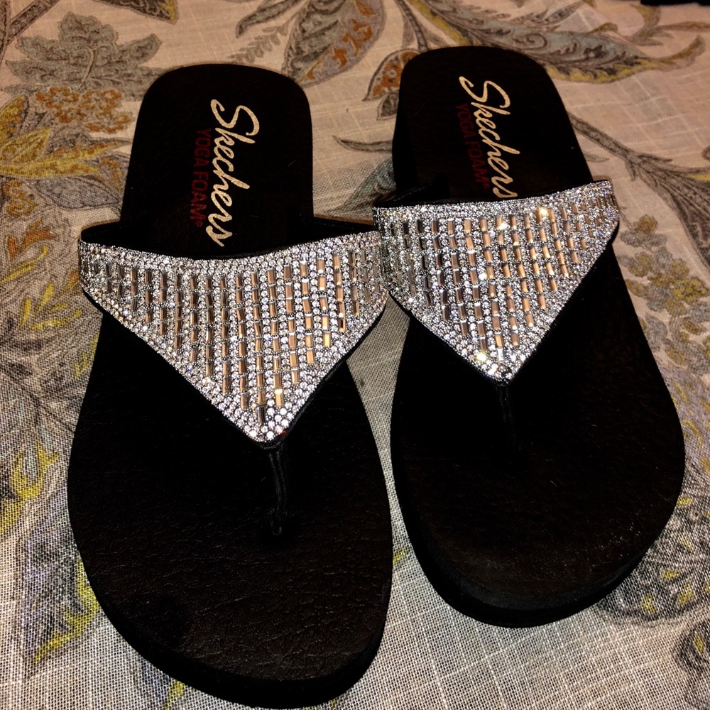 Skechers Yoga Foam Shoes